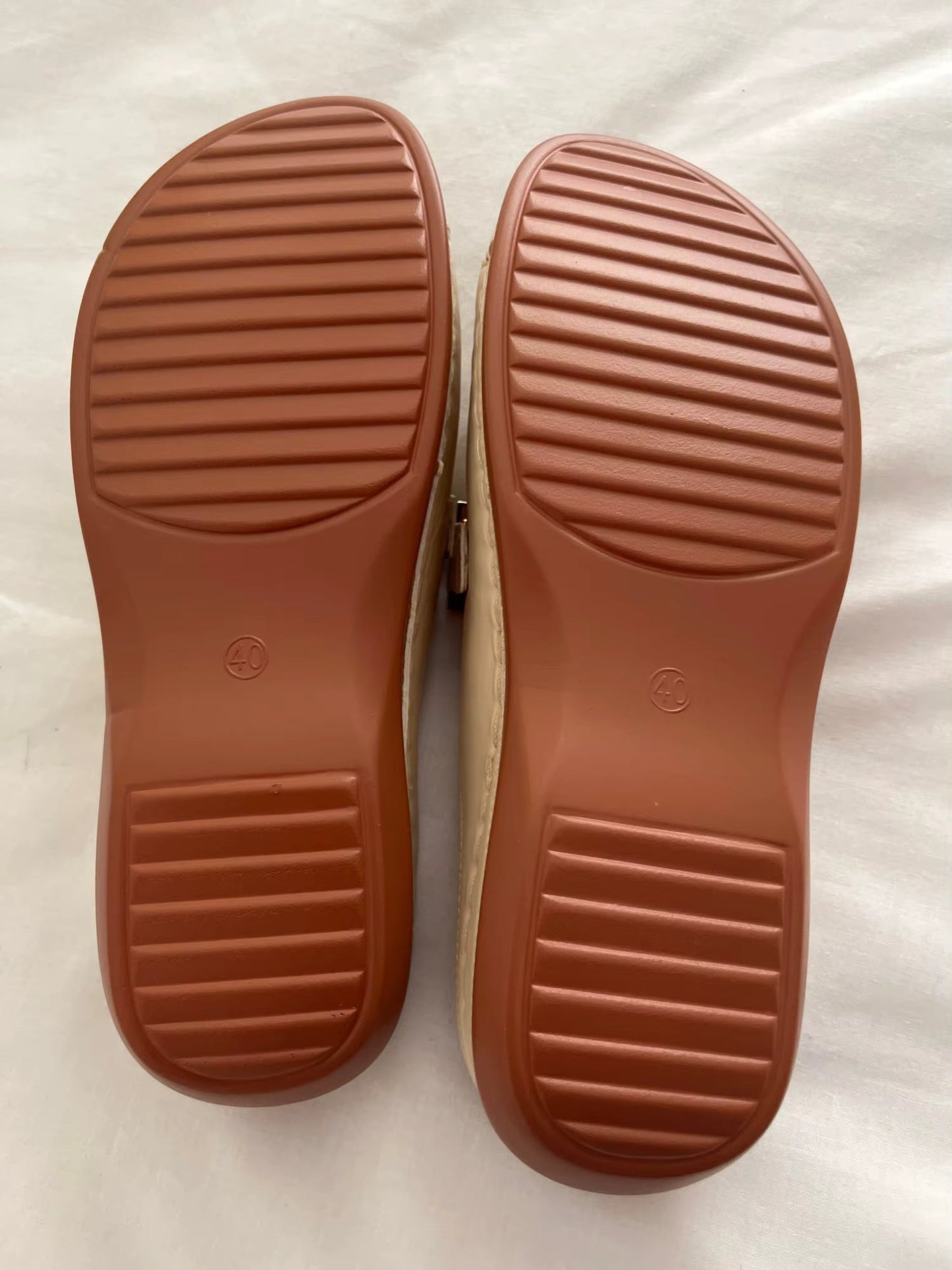 Harriet Sandal